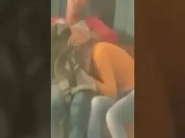 Bokep Viral Pasangan Mesum Jilbab Coklat Di Kursi poster
