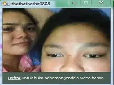 Cam Dari Camfrog Cewe Lesbian Chubby poster