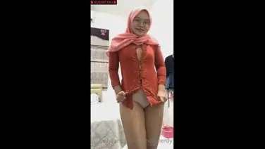 Jilbab Pink Colmek Memek Basah Banjir Nagih Banget