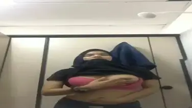 Pulang Kuliah Jilbaber Sange Memek Basah Ngocor